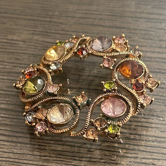 Monet Antique Gold-tone Scroll Pin with Rhinestones - Picture 4 of 16